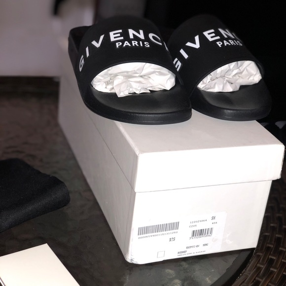 Givenchy Other - 🔥🔥Givenchy Sandals🔥🔥